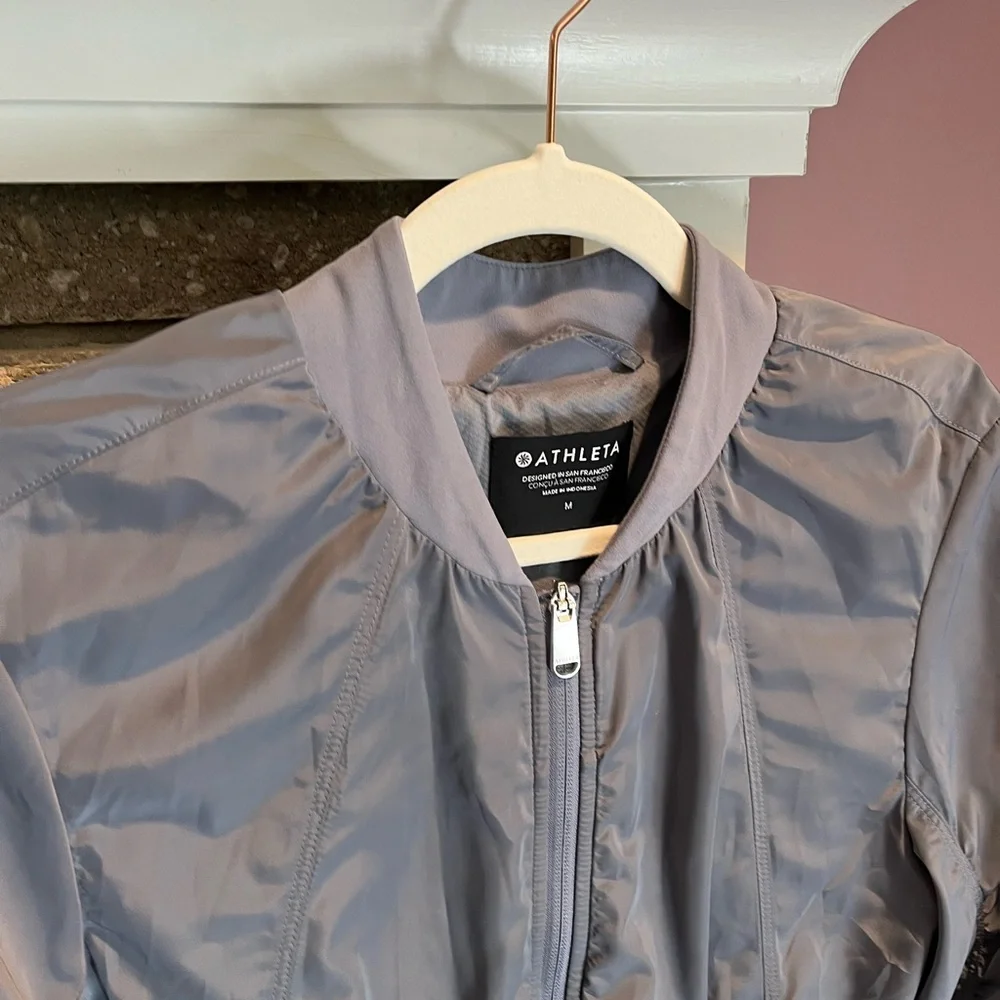 ATHLETA Wayfarer Bomber Jacket Performance Workout Gym Sporty Gray Blue … - Picture 7 of 16
